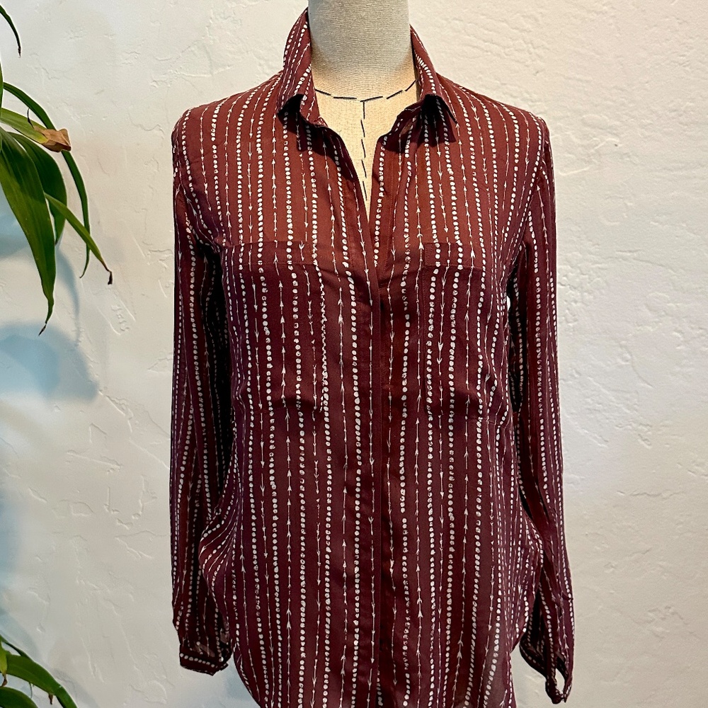 Cloth & Stone Anthropologie Button Front Blouse 100% Rayon